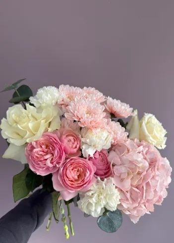 Букет под ленту &laquo;Нежная элегантность&raquo; от интернет-магазина цветов в 