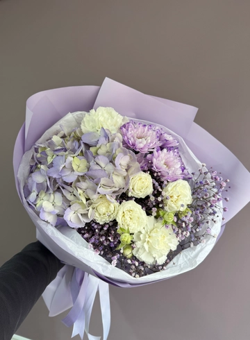 Сиреневый блик с гортензией от интернет-магазина цветов в 