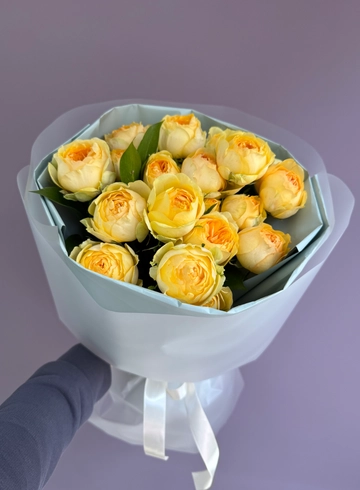 Букет из пионовидных роз Сильва Санни от интернет-магазина цветов в 