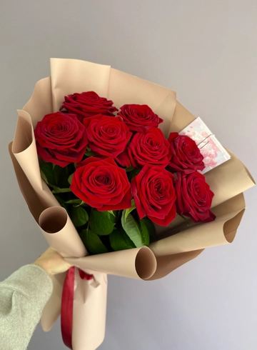 Красные розы Ред Наоми от интернет-магазина цветов в 