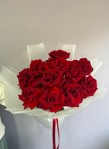 Букет французские розы «Стрелы Амура» от интернет-магазина цветов в 