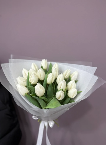 Белые тюльпаны Леди от интернет-магазина цветов в 