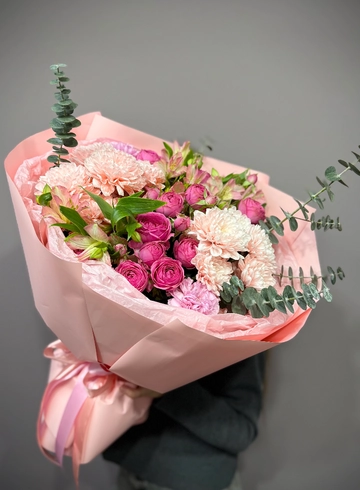 Букет с хризантемами и кустовыми розами &laquo;Яркие мотивы&raquo; от интернет-магазина цветов в 